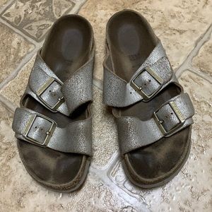 Birkenstock Arizona leather sandals